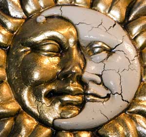 La melatonina è importante per regolare il nostro ciclo di 24 ore di sonno e veglia, spesso disturbato nelle persone con HD. 