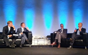 Il video di Ed e Jeff che intervistano gli scienziati a EuroBuzz sarà disponibile a breve. 